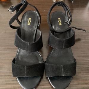 Sandals heeled black suede leather Kiomi US 8